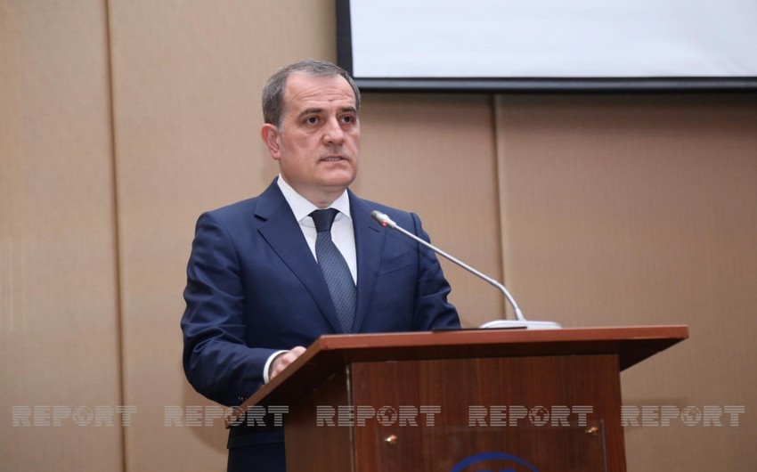 Ceyhun Bayramov Rusiyaya işgüzar səfərə yola düşüb
