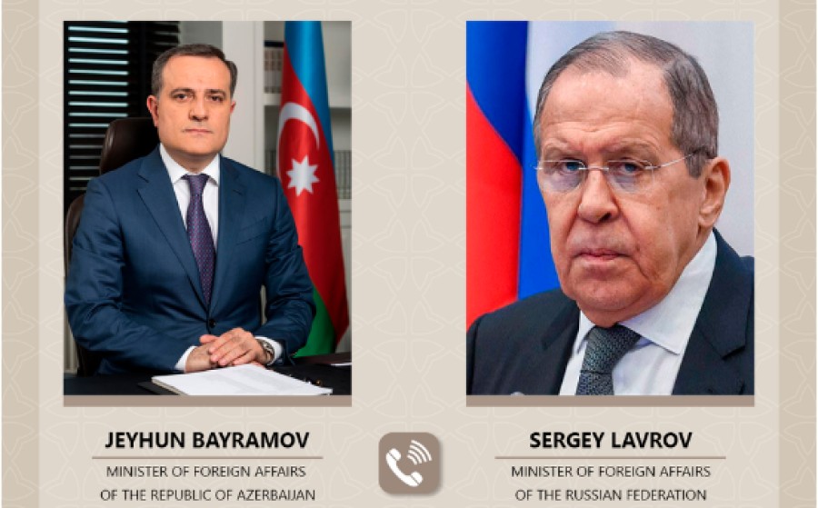 Ceyhun Bayramov Sergey Lavrovla telefonla danışıb