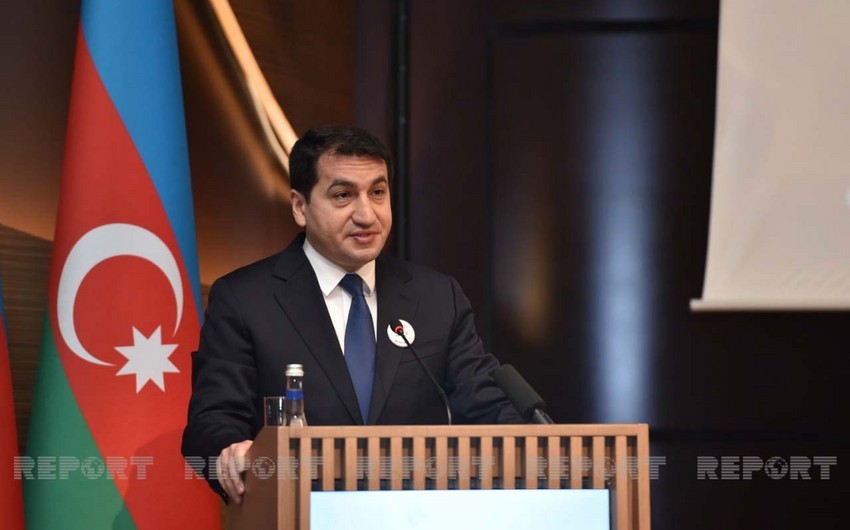 Hikmət Hacıyev: “Xocalı faciəsi beynəlxalq ictimaiyyətin və hüququn üzərində ləkədir”