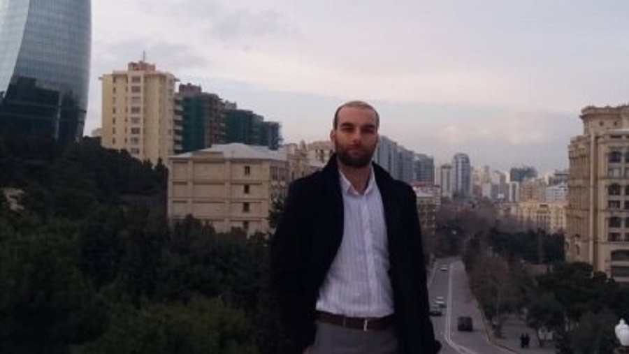 Milli fəal Ruzbeh Piri təhlükəli cinayətkarlarla bir yerə salınıb