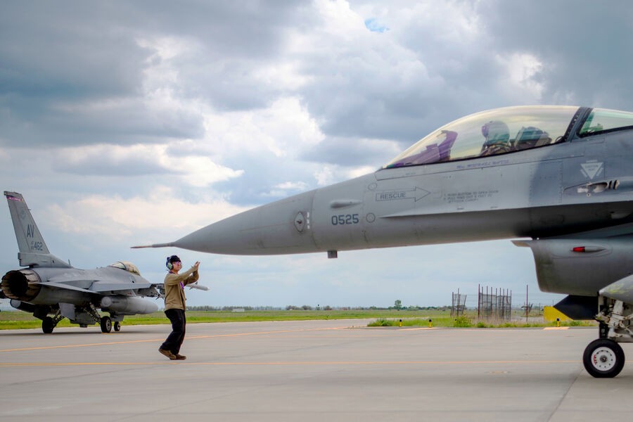 ABŞ Ukraynaya F-16 tədarük etməyə icazə verəcək