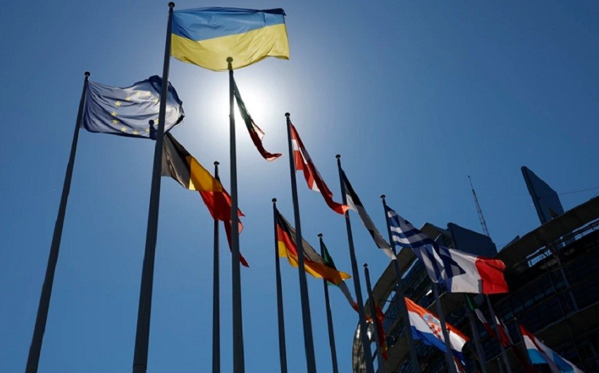 Aİ Ukraynaya hərbi yardım paketini və Rusiyaya yeni sanksiyaları nəzərdən keçirir