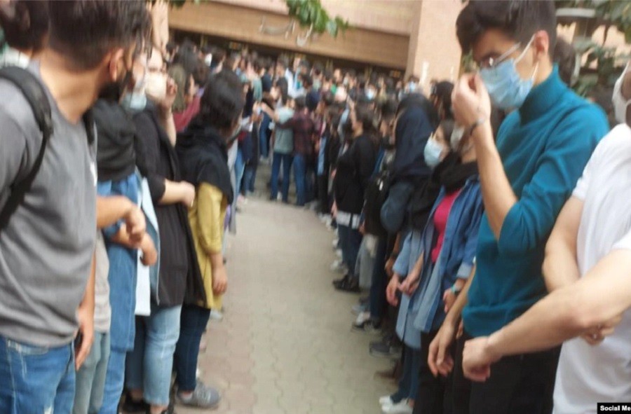 Oktyabrın 23-də İranda nümayişlər keçirilib- Öyrəncilər aksiyalarını davam etdiriblər