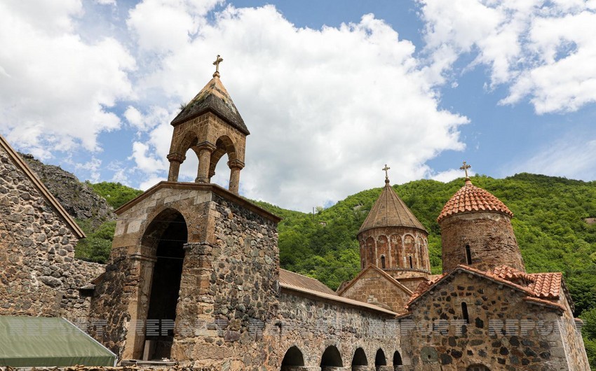 Alban-udi xristian icmasının üzvləri Xocalı soyqırımının 30 illiyi ilə əlaqədar "Xudavəng" məbədini ziyarət ediblər