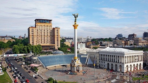 Slovakiya və Çexiya prezidentləri Kiyevə gəldi