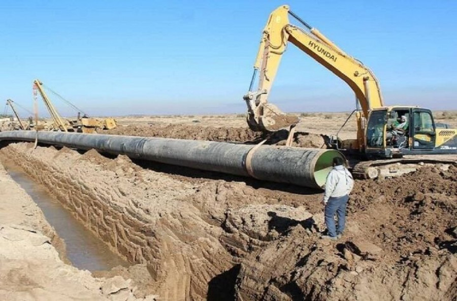Həmədanda içməli su xətlərinin çəkilişi yarımçıq qaıb