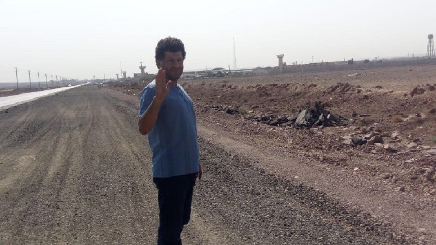 Ana dili hərəkatı fəalı Əlirza Fərşi zindana qayıdıb