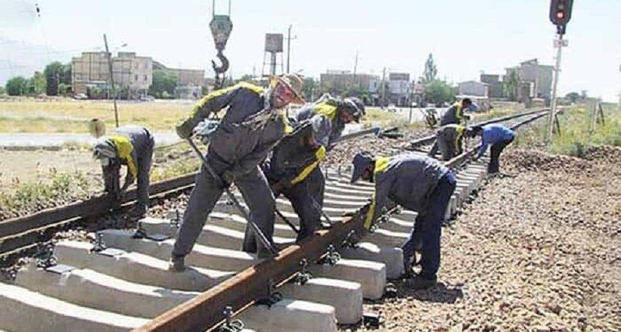 Güney Azərbaycanda dəmiryolu işçiləri etirazlara başlayıb