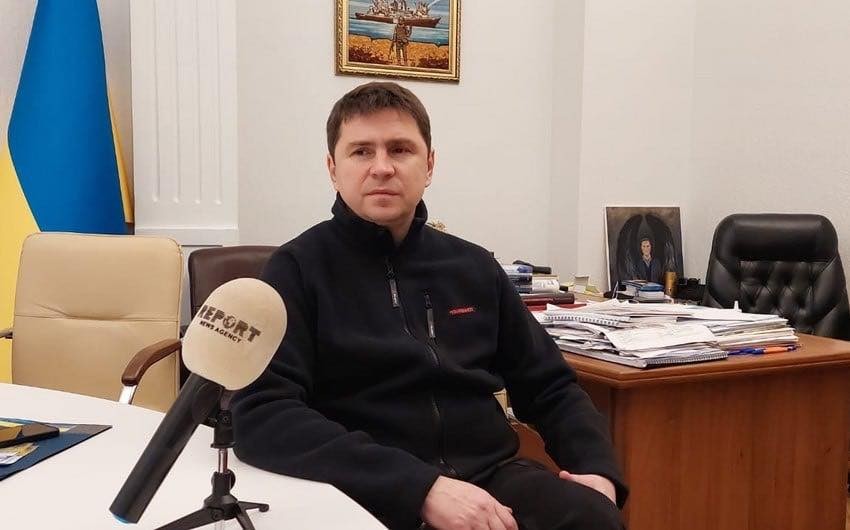 Podolyak İrandakı partlayışlardan danışıb: “Müharibə qatillər üçün ağır qanunlar qoyur”