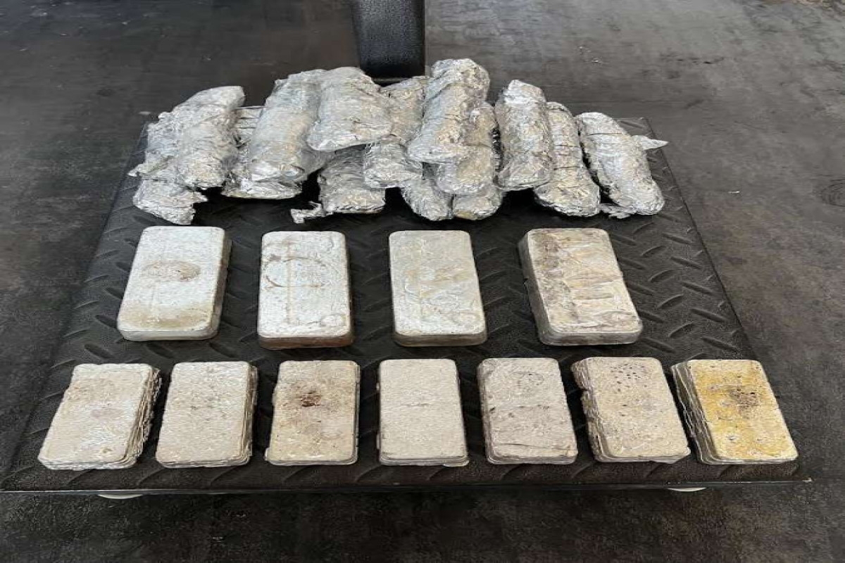 Naxçıvanda İrandan Türkiyəyə gedən  maşından 36 kq gümüş tapılıb