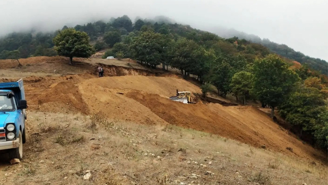 Qaradağ meşələrinin kəşfiyyat və qazıntı adı altında məhv edilməsi ilə bağlı narahatlıq