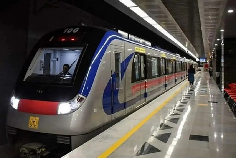Tehranda ictimai nəqliyyatdan istifadə bahalaşdı
