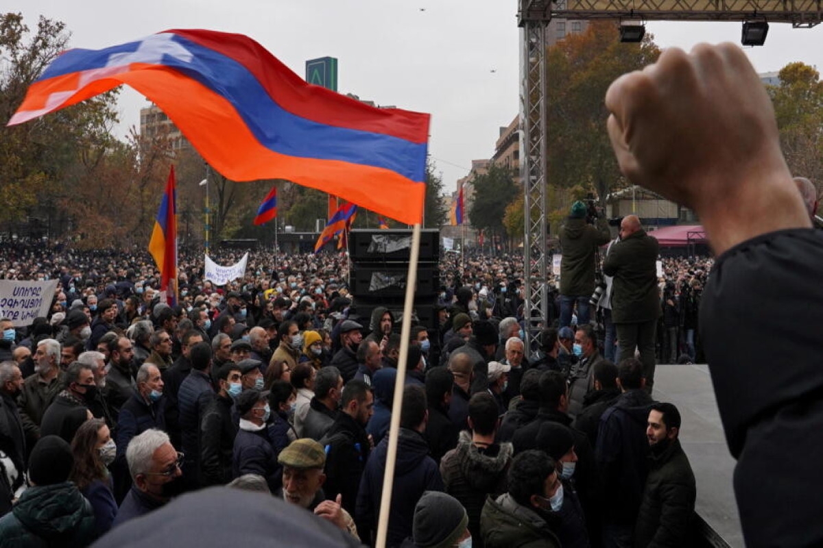 "2021-ci ildə erməni müxalifəti Paşinyanı devirmək üçün Rusiyadan dəstək istəyib"