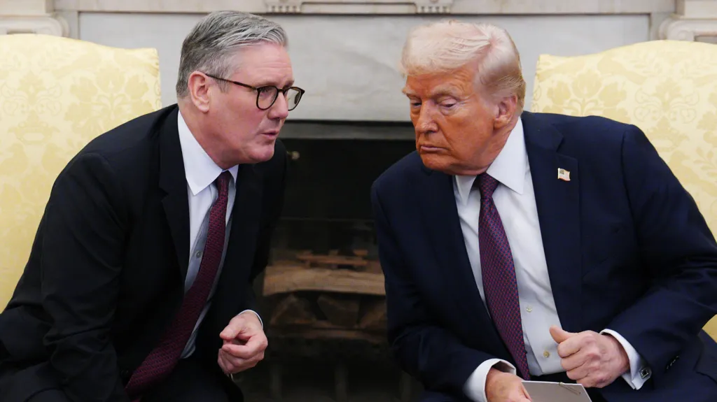Kir Starmer ilə Donald Tramp arasında telefon danışığı baş tutub