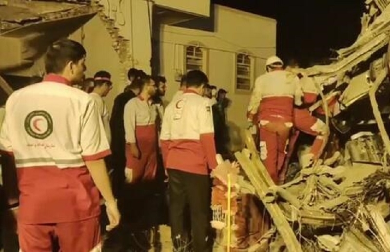 Bus carrying pilgrims from Pakistan crashed