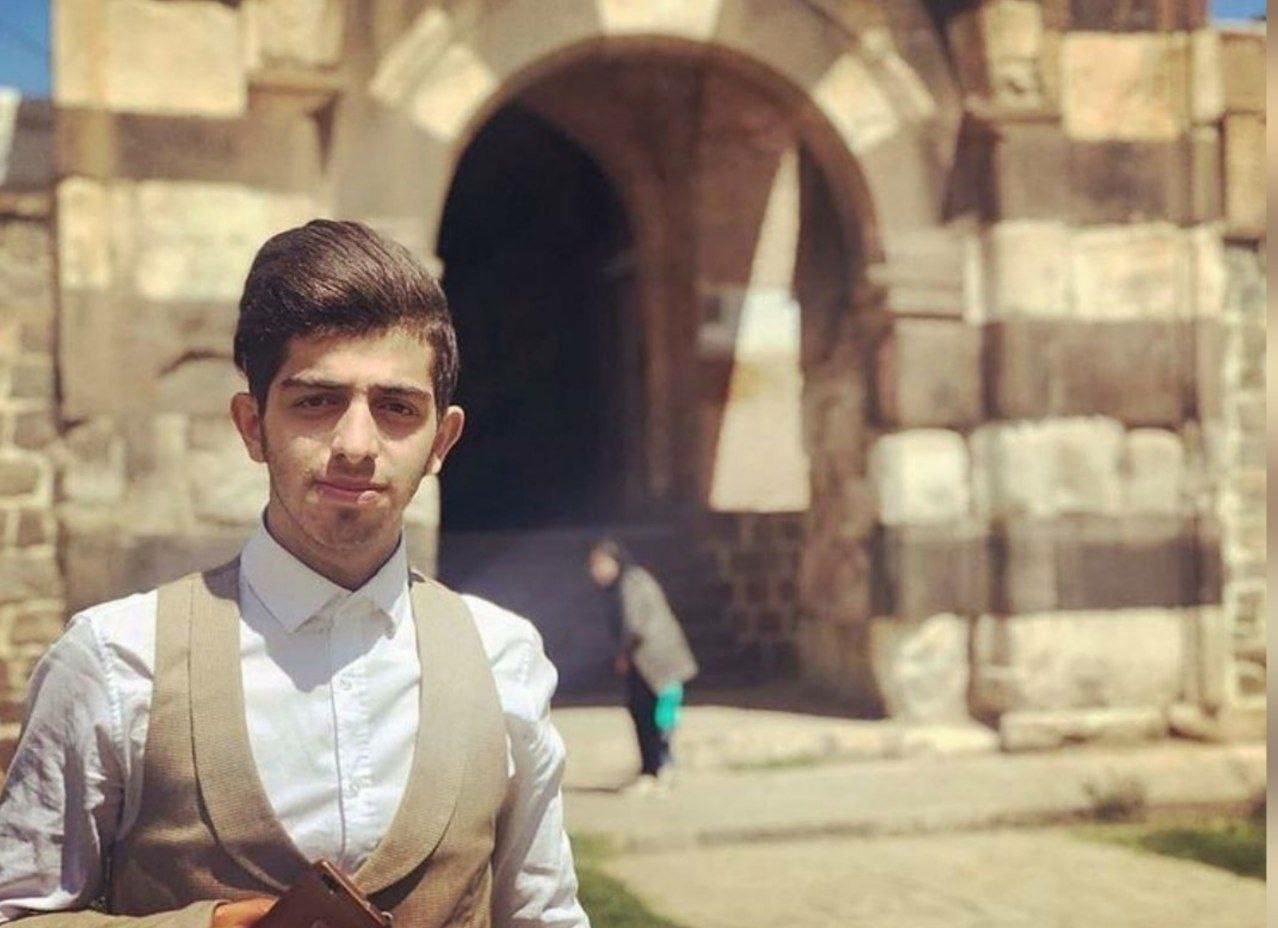 سالار طاهرافشار جهت تحمل دوران محکومیت حبس راهی زندان شهر تبریز شد