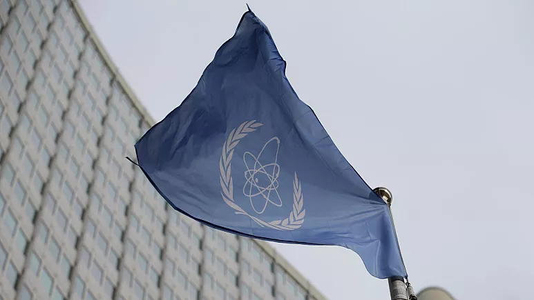 آژانس بین‌المللی انرژی اتمی: ذخیره اورانیوم غنی‌سازی ایران  برای تولید ۳ بمب کافیست