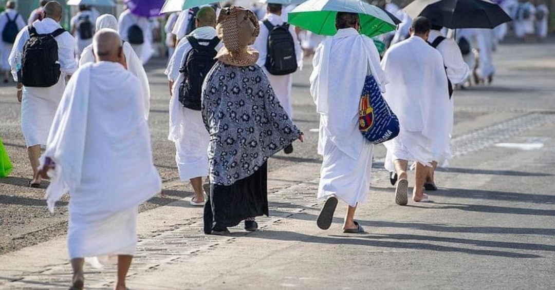 ۱۳۰۰ زائر بر اثر گرما در مکه جان خود را از دست دادند