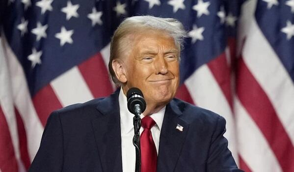 وال‌استریت ژورنال: ترامپ عمدا با اظهارات مبهم اهداف حمله به ایران را پنهان می‌کند