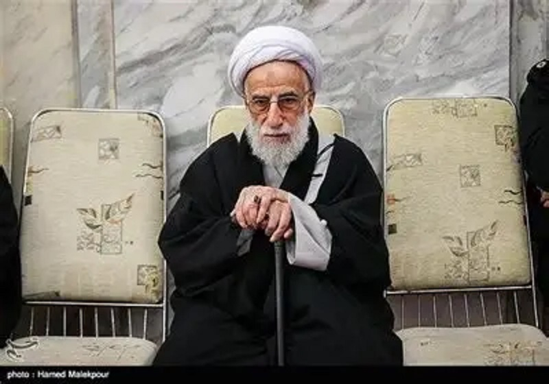 Iran’s Oldest Official Turns 100