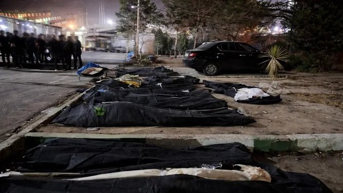 Gecikmiş xəbərlər dünyanı sarsıdır: Güney Azərbaycan və İranda baş vermiş qanlı repressiyaların dəhşətli detalları üzə çıxır