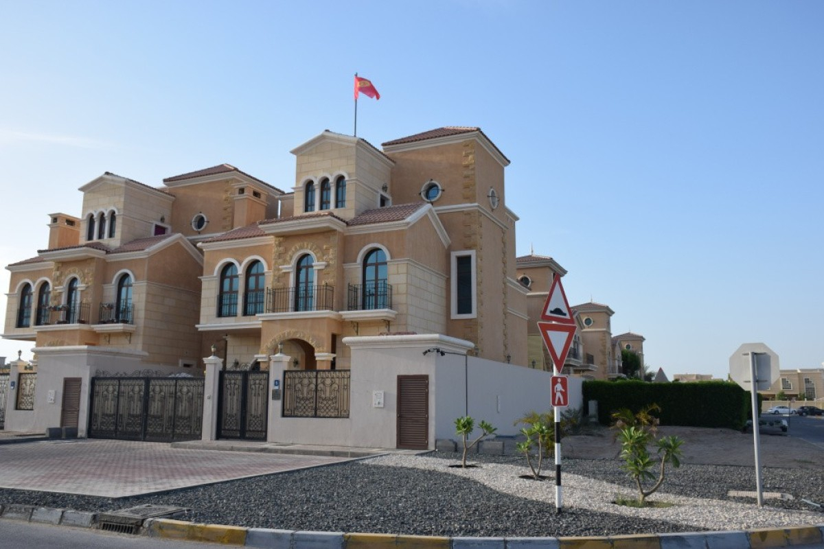 Qırğızıstanın İrandakı səfirliyi fəaliyyətini dayandırıb