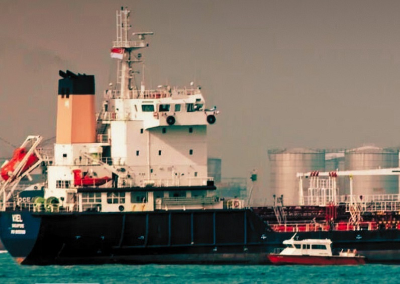India seizes Iranian tankers