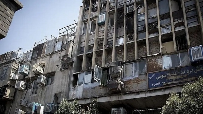 Millions of Iranians reside in dangerous buildings