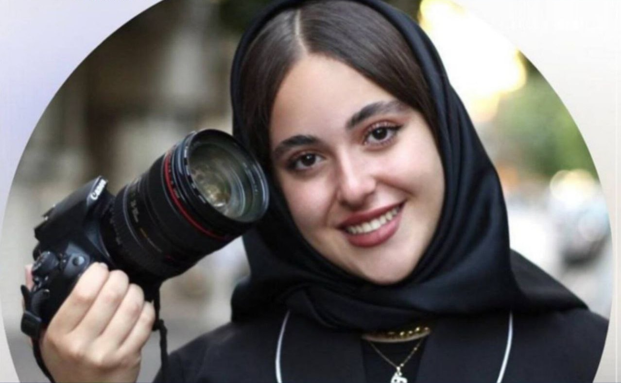 17-year-old student Sarina Rezaei and her mother Zahra Turkmani arrested in Qazvin