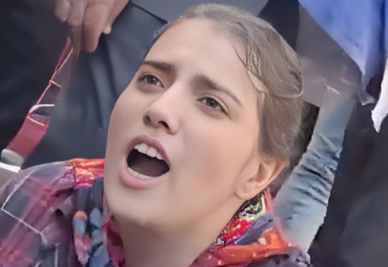 انگ اختلالات روانی ابزاری برای سرکوب مخالفان؛ چرایی انتقال رویا ذاکری دختر آذربایجانی به بیمارستان رازی