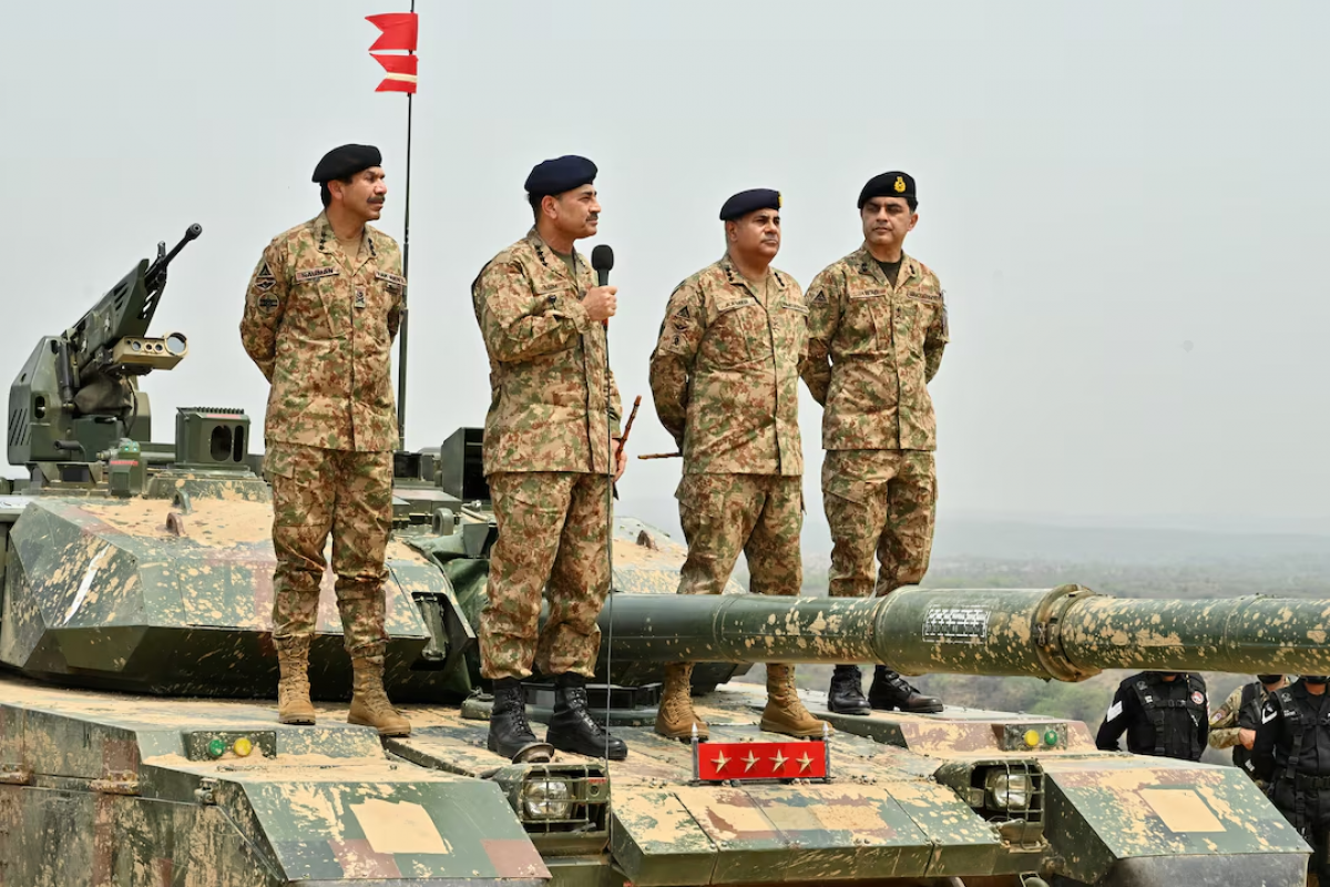 Pakistan ordusunun komandanı Qəzza üzrə mümkün missiya müzakirəsi üçün Trampla görüşəcək