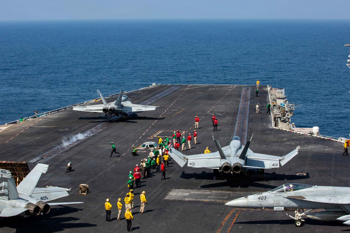 CENTCOM: USS Abraham Linkoln vurulmayıb