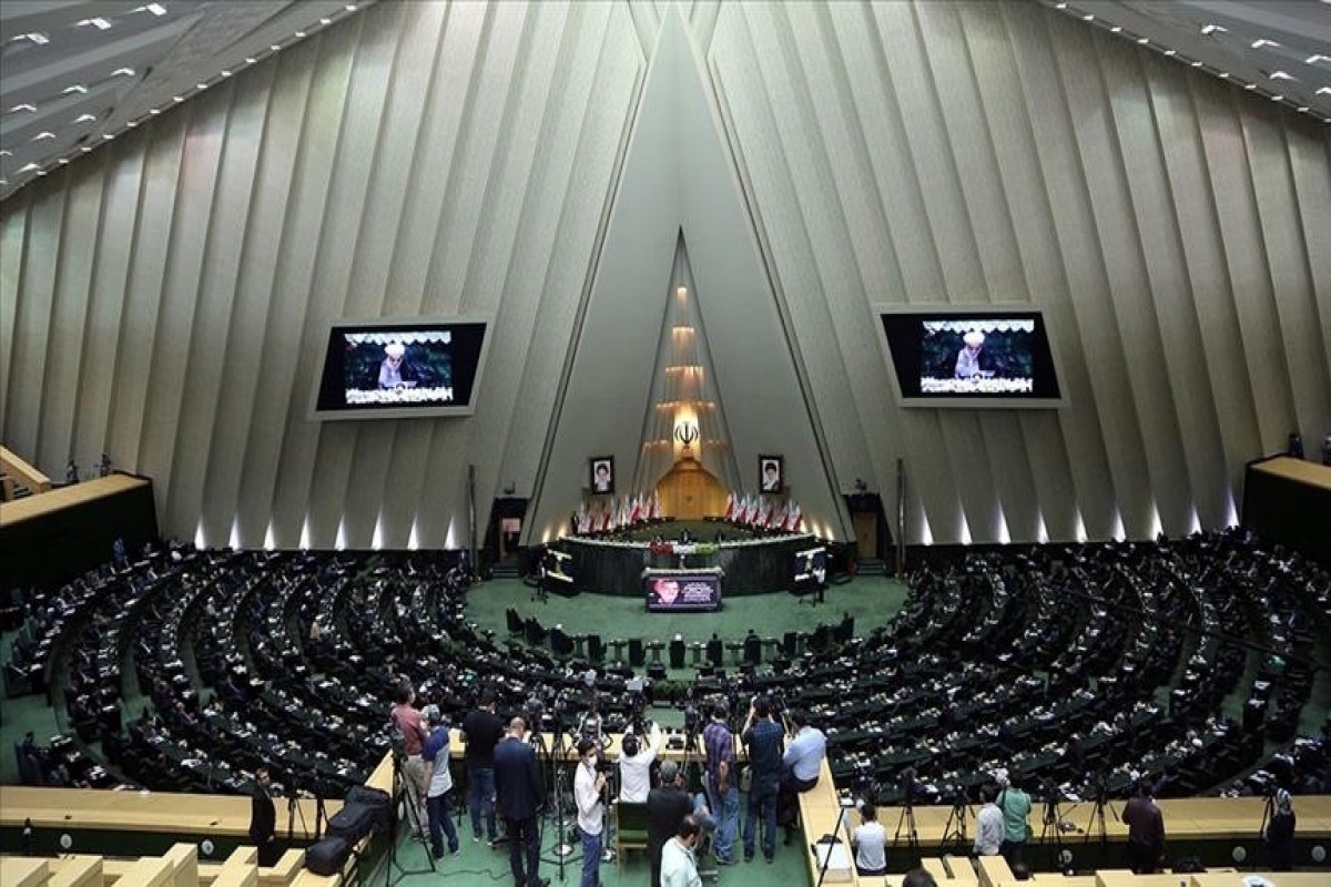 Iranian MPs demanded approval of the country's acquisition of nuclear weapons
