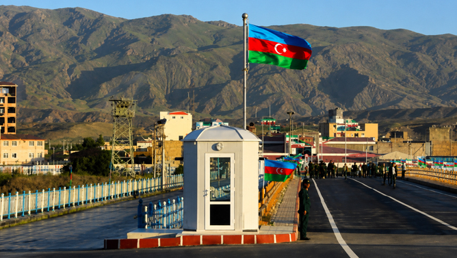 بازگشایی مرز ایران-آذربایجان برای واردات خودرو
