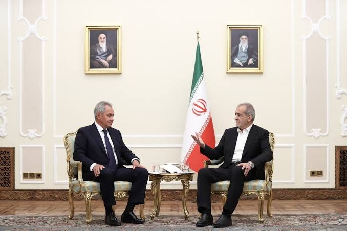 سفر مقام ارشد کرملین به تهران، یک روز پس از اعلام موضع پزشکیان درباره ارسال موشک به روسیه