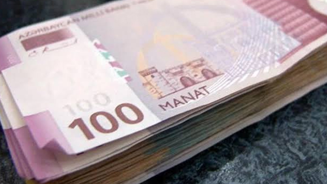 İran bazarında Manat üç ayda 30 faiz bahalaşdı