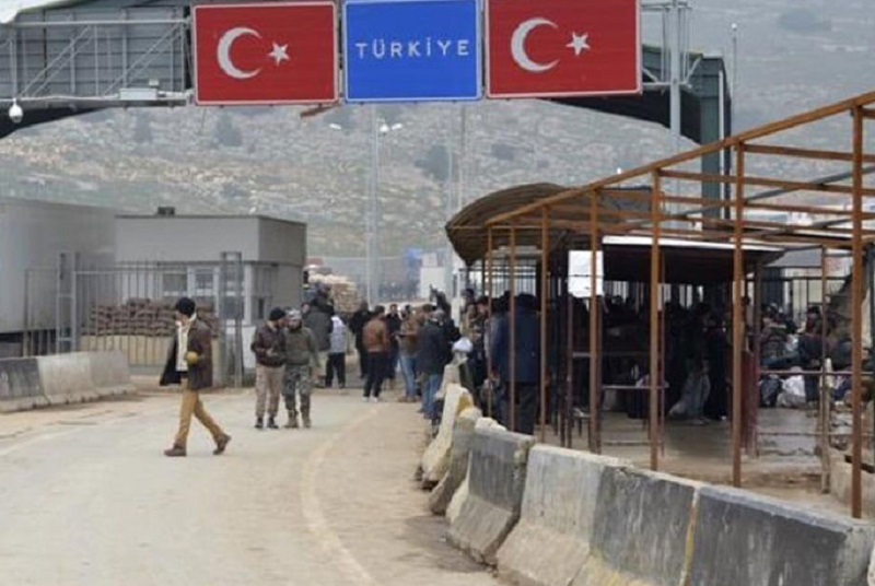 Türkiyə İranla sərhəddi bağladı