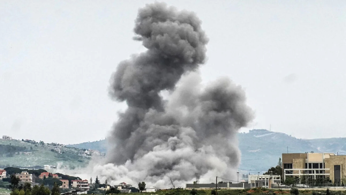 İsrail "Hizbullah"ın 10 obyektinə hücum edib