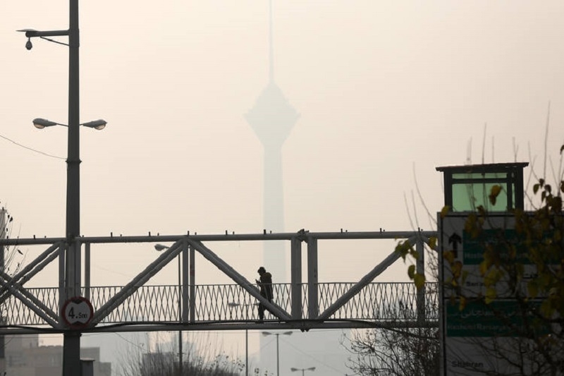 Tehranda ekoloji fəlakət: Havanın çirkliliyi minlərlə insanın həyatına son qoyur