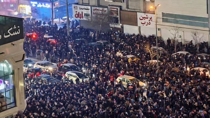 شمار جان باختگان اعتراضات در ایران به 65 نفر رسید