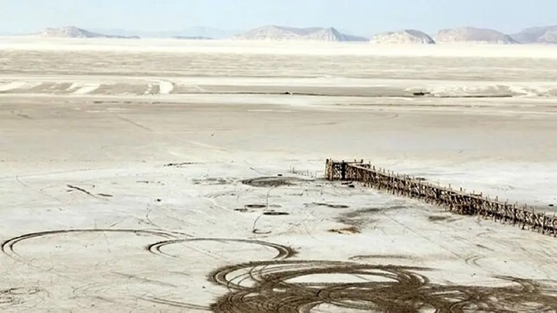 South Azerbaijani environmentalist warned about Lake Urmia