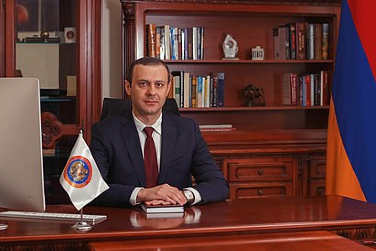 Qriqoryan: Ermənistan 10 noyabr bəyanatına qayıtmağı düşünmür