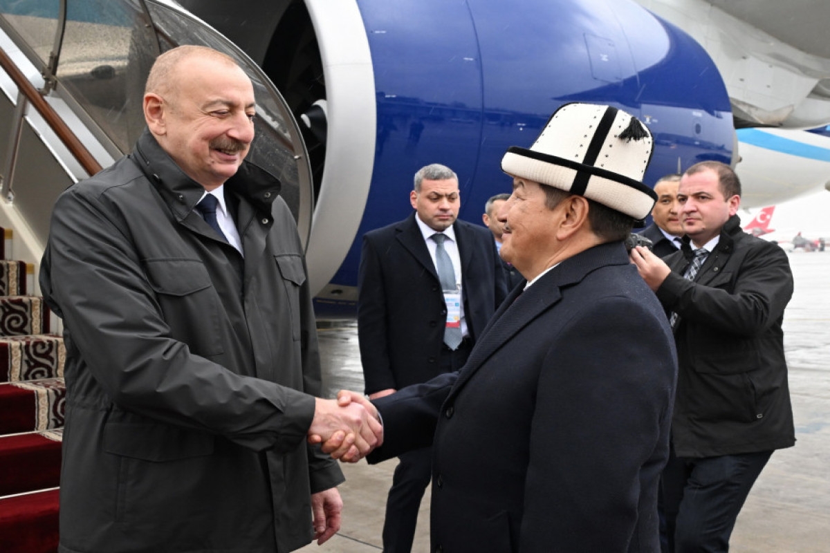 Bişkekdə Prezident İlham Əliyevə “Çingiz Aytmatov” ordeni təqdim edilib