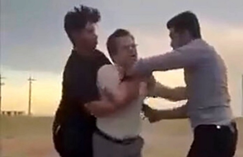 A South Azerbaijani lawyer was beaten by Iranian police officers