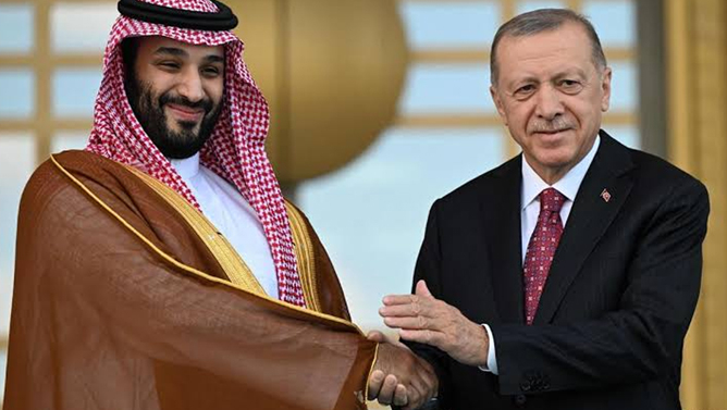اردوغان حملات حوثی‌ها به عربستان را محکوم کرد و بر حمایت ترکیه تأکید کرد