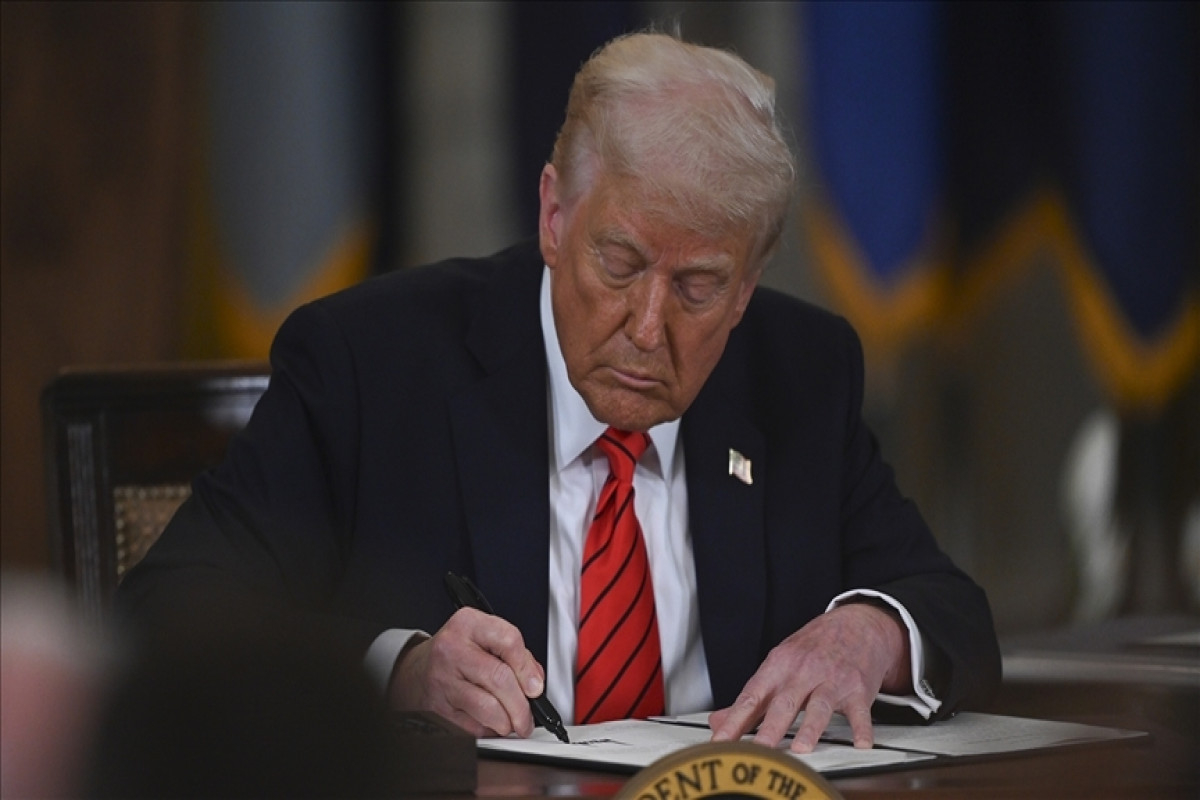 Amerika İranla ticarət edən ölkələrdən idxal olunan mallara rüsum tətbiq edəcək