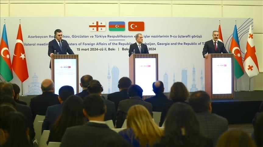 بایراموف: روابط آذربایجان، ترکیه و گرجستان الگویی برای دیگر کشورهاست؛ به‌زودی شاهد  پروژه‌های جدید خواهیم بود
