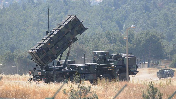 NATO Türkiyədə müdafiəni gücləndirir