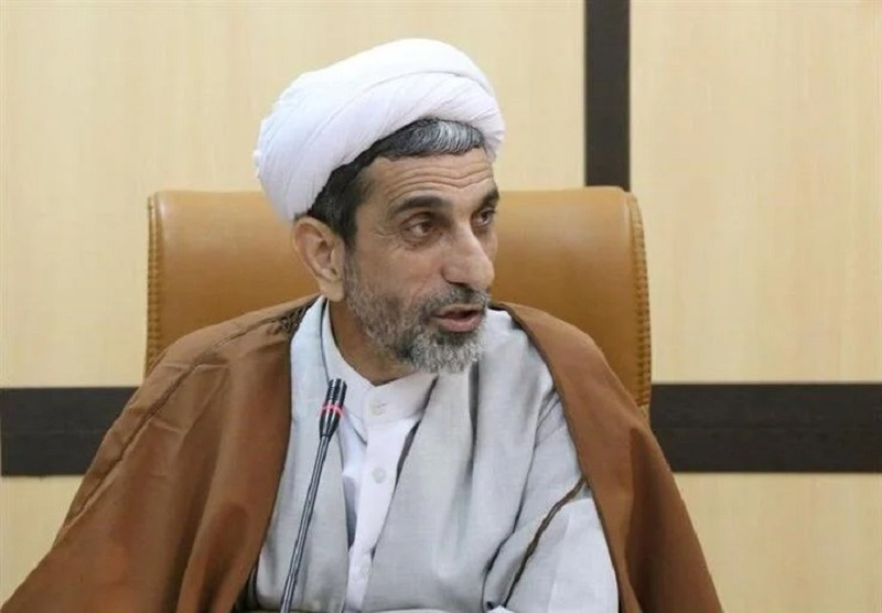 İsfahan mollası hicabsızları təhdid etdi