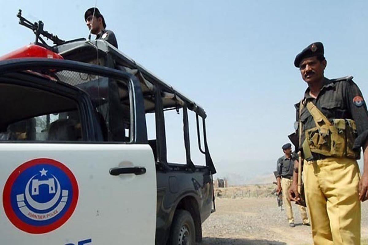 Pakistanda polis idarəsinə hücum zamanı ölənlərin sayı 24 nəfərə çatıb